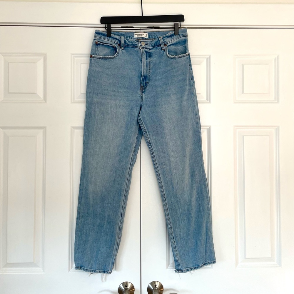 Abercrombie & Fitch Ankle Straight Ultra High Rise Denim Jeans